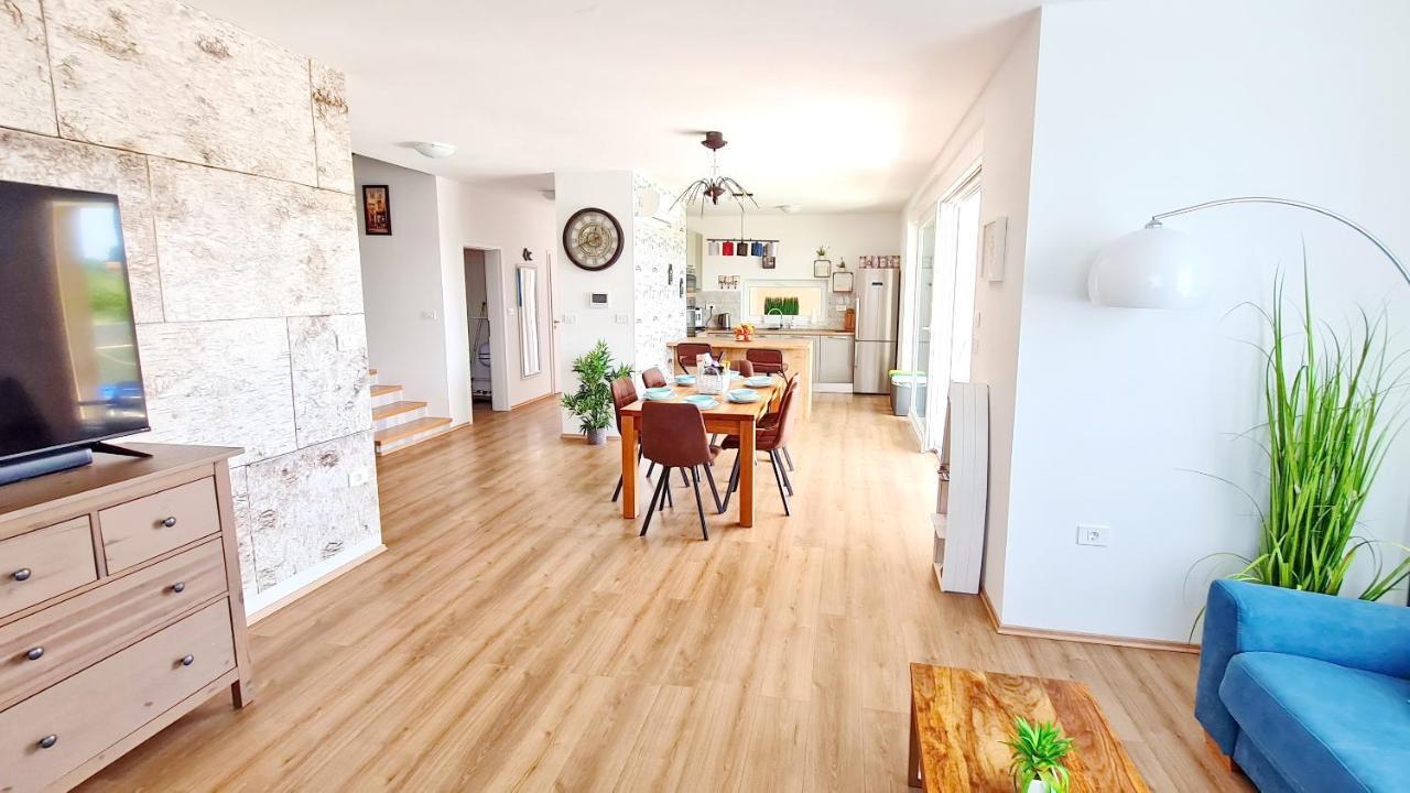 Villa Mira Póla Kültér fotó